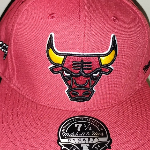 NBA Chicago Bulls fitted cap - Picture 2 of 8